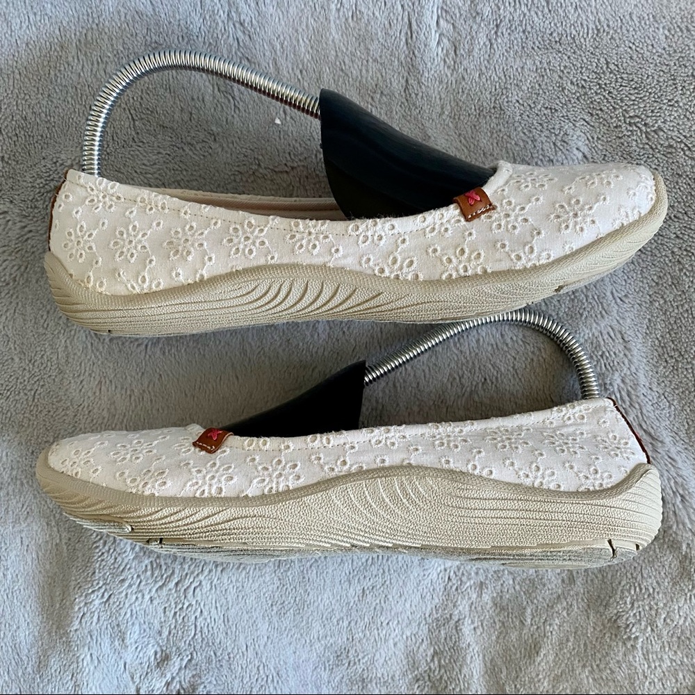 Dr. Scholl's Joliet Off White Floral Eyelet Embroidered Ballet Flats 10M